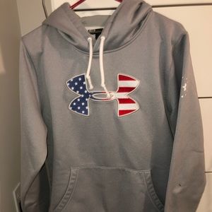Grey Under Armour Sweatshirt